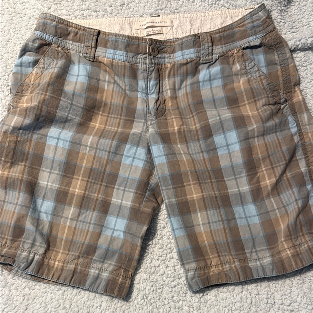 Abercrombie & Fitch Women’s Plaid Blue and Brown Shorts